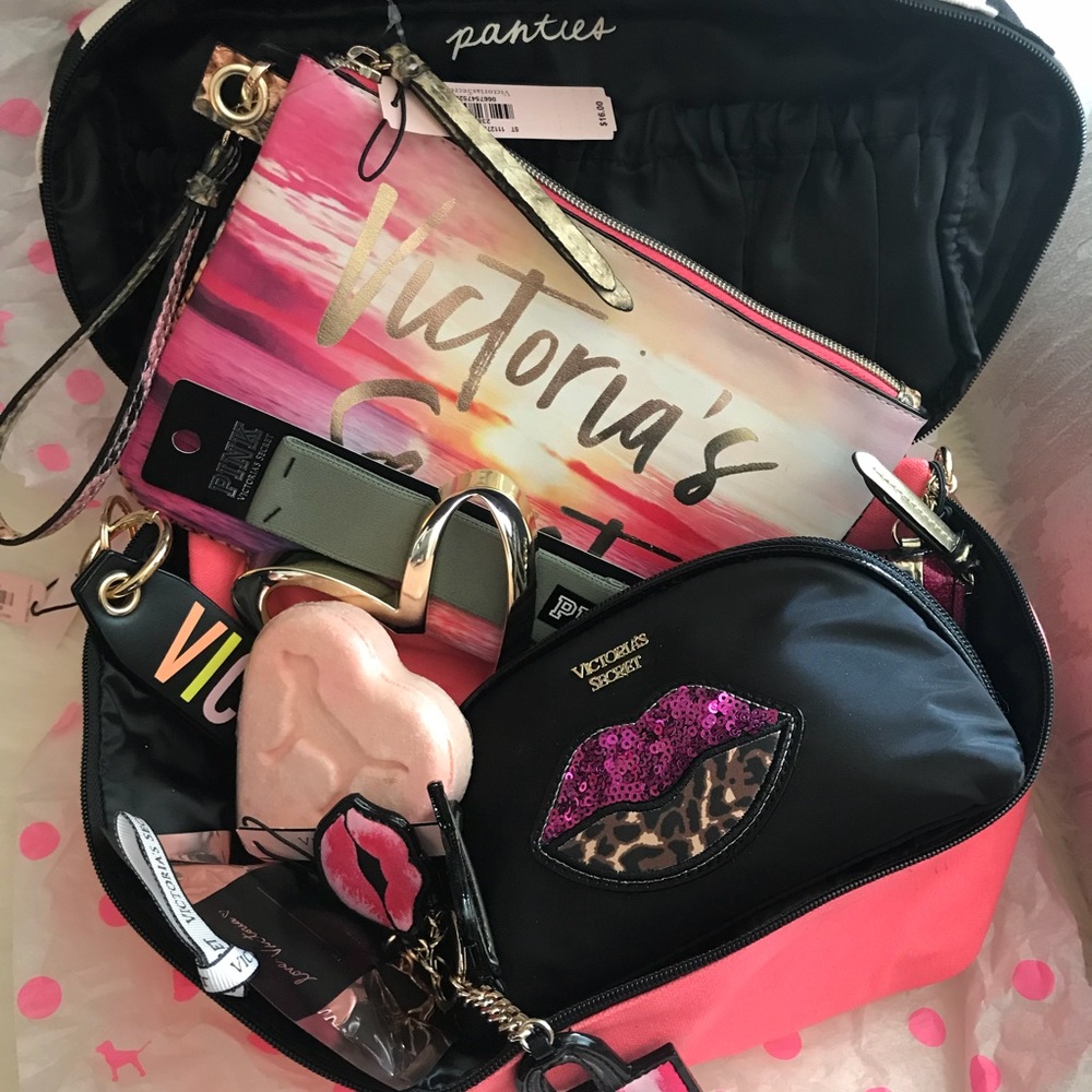 🌟♥️SOLD♥️🌟Victoria Secret Bundle